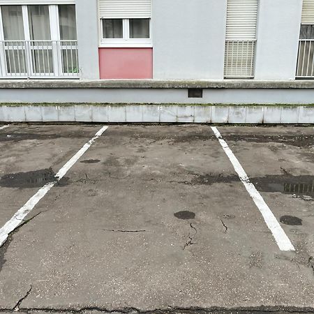 Au Coeur Des Arenes - Parking Prive Leilighet Metz Eksteriør bilde