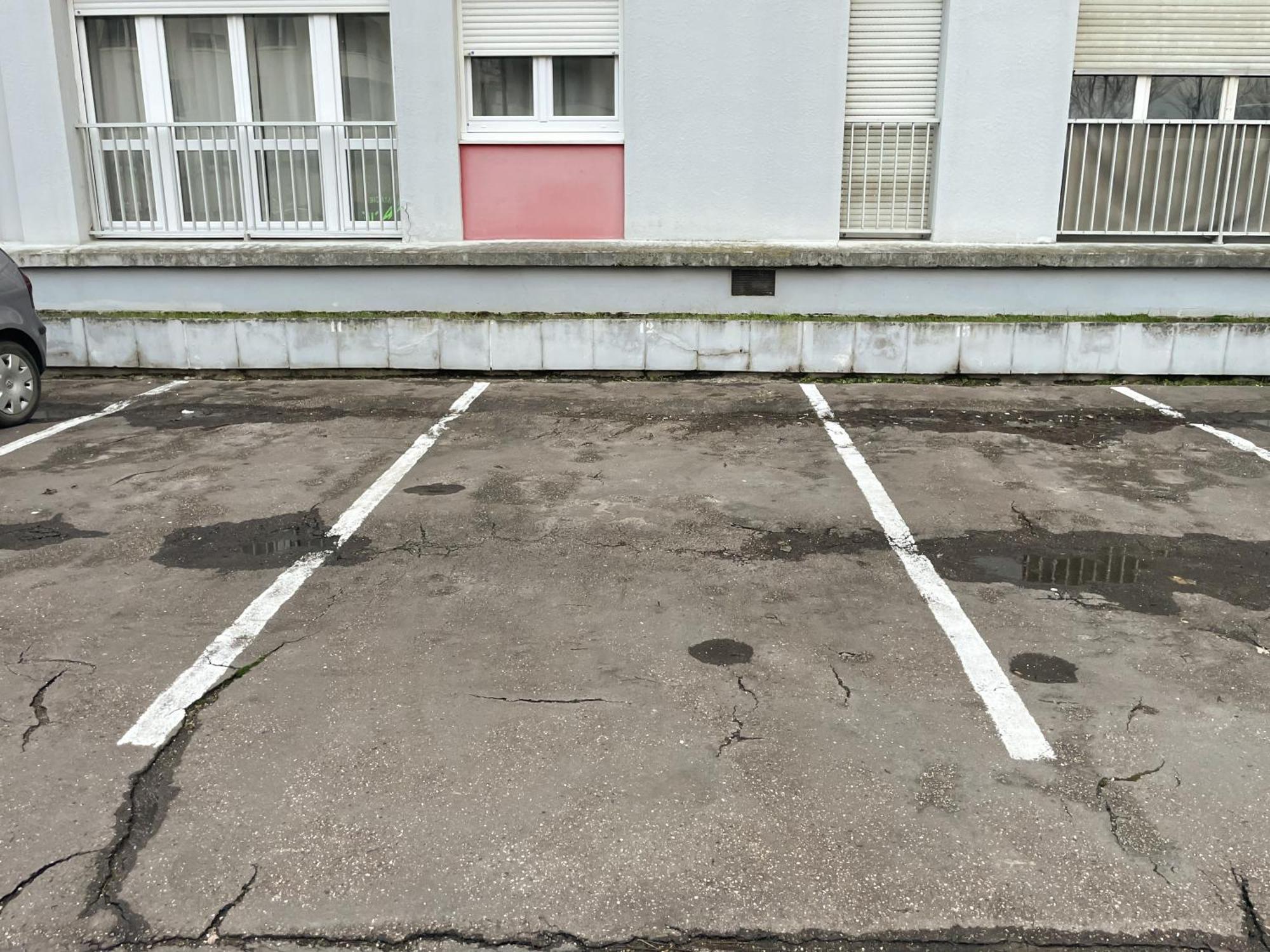 Au Coeur Des Arenes - Parking Prive Leilighet Metz Eksteriør bilde